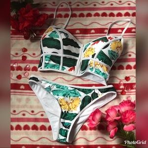🌺 ”Sex On The Beach” 🌺- Two Piece Bikini